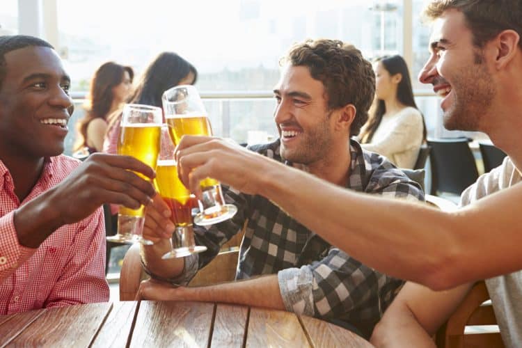 uống bia rượu gây ảnh hưởng đến sức khỏe